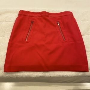 RED Skirt - Size 2 - Like new - Heavier - Zippers in front - BEAUTIFUL ❤️